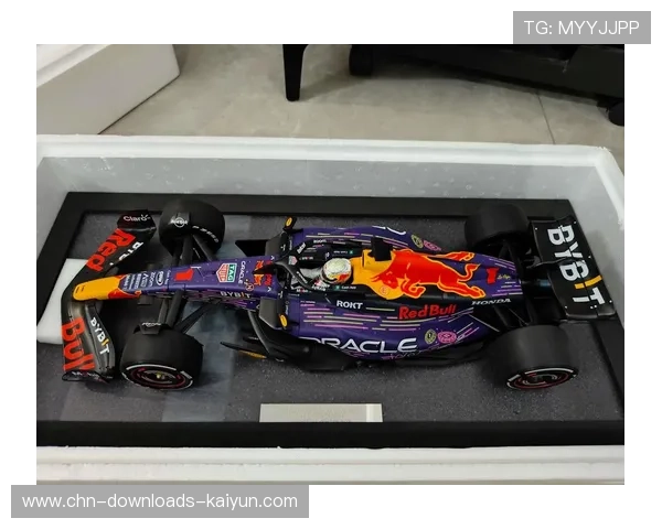 日本大奖赛:维斯塔潘创赛道纪录夺杆,红牛包揽前排